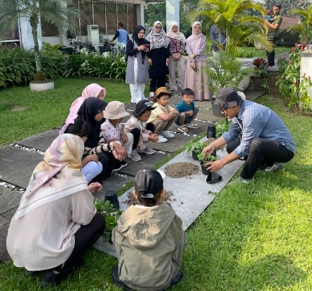 Petualangan di Balai Kirti: Kecil-Kecil Jadi Presiden