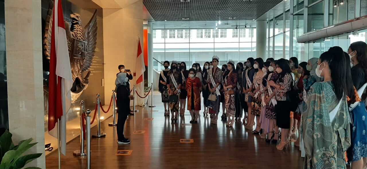 Kunjungan Finalis Puteri Indonesia tahun 2022 beserta Pemenang Puteri Indonesia tahun 2020 Ke Museum Kepresidenan RI Balai Kirti
