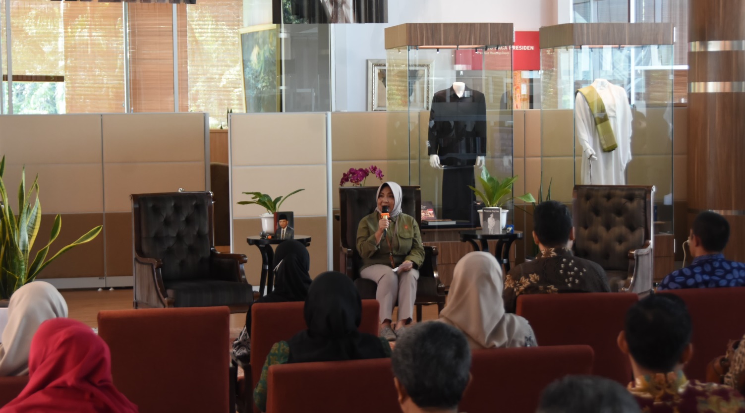 Galeri - Silawapres Episode #3 “Umar Wirahadikusumah: Dari Sumedang Untuk Indonesia”